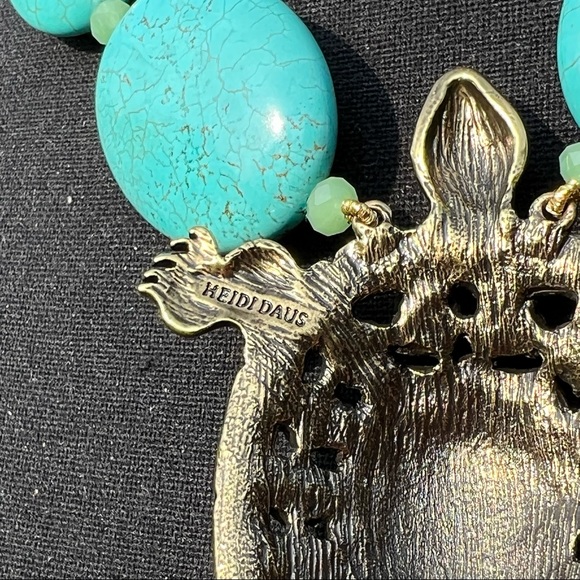 Heidi Daus Sparkling Latge Turquoise Turtle Necklace - Picture 11 of 16